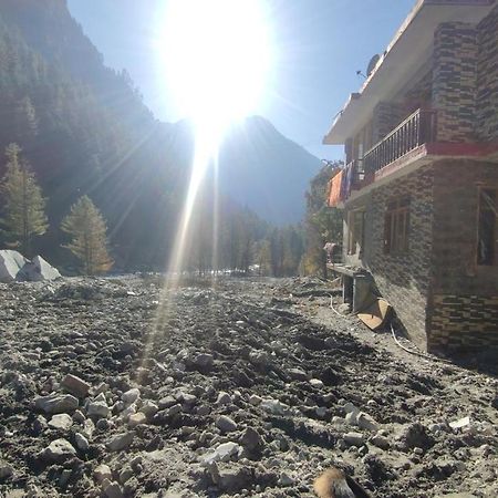 River Stone Cottages & Guest House Kasol Exterior foto